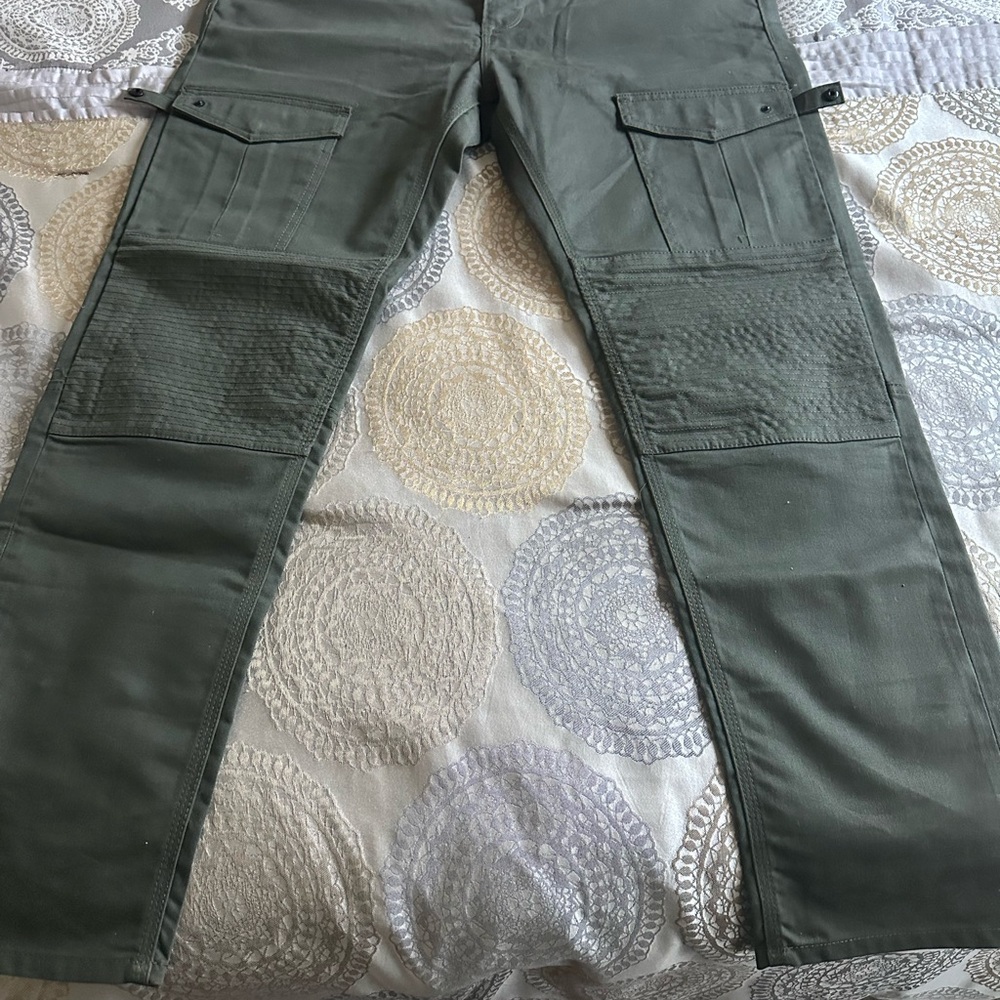 Men's Olive Cargo Pants 38/32